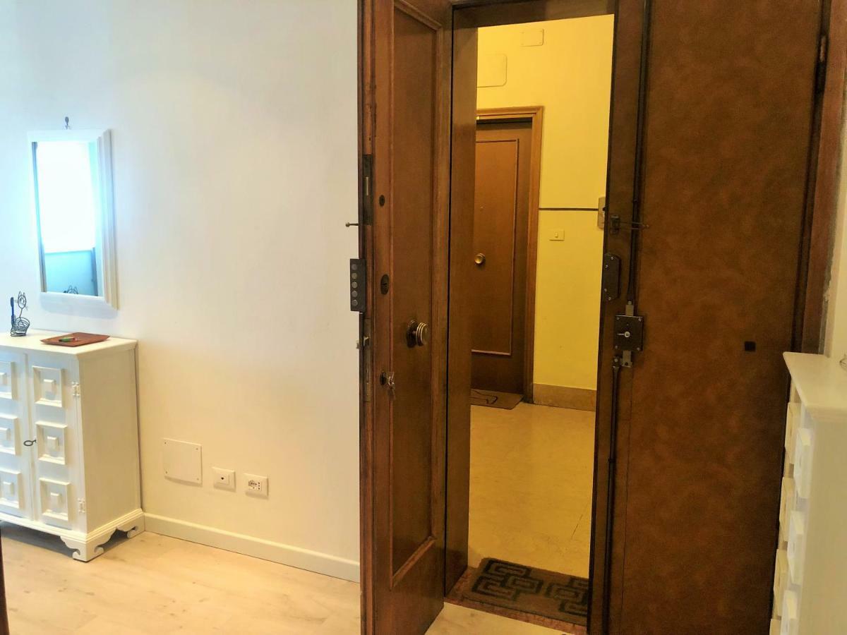 Appartamento Portapalio40 Con Parcheggio 베로나 외부 사진
