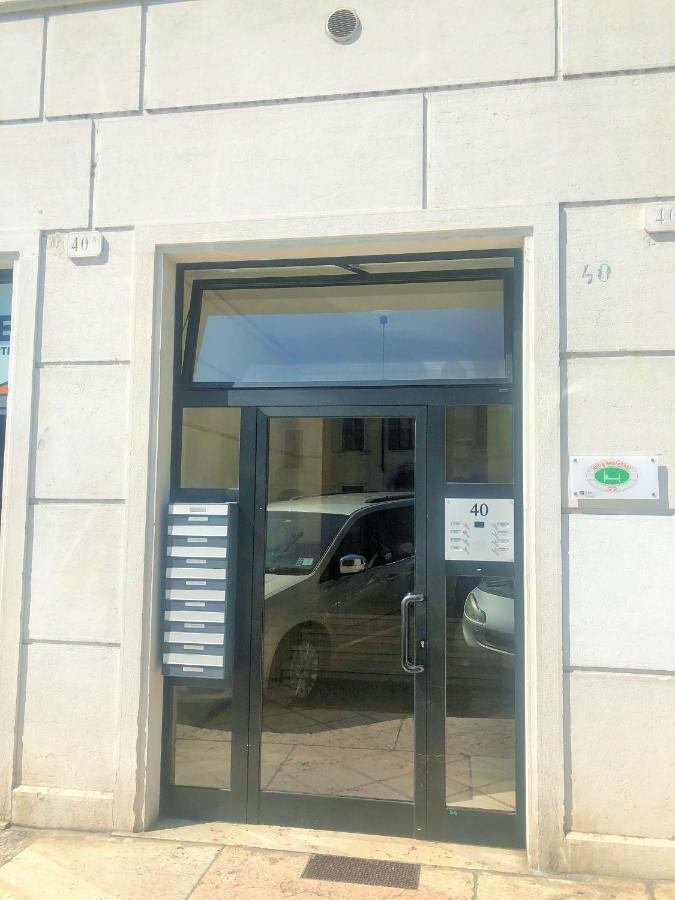 Appartamento Portapalio40 Con Parcheggio 베로나 외부 사진
